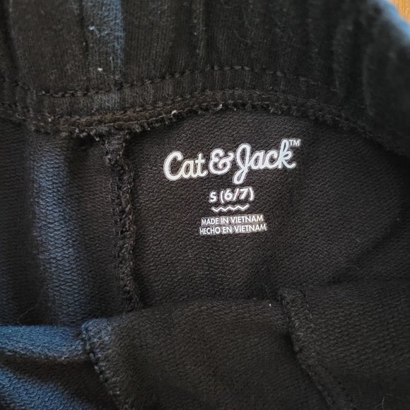 Cat and Jack Black Shorts size Small 6/7 w/ Pockets - Picture 2 of 2